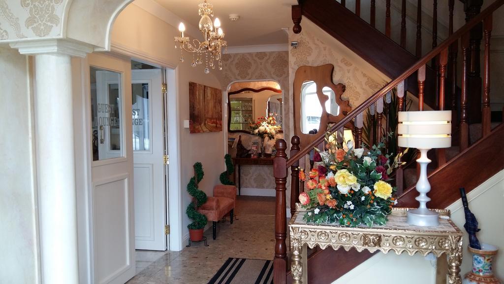 Abacus Guesthouse Голуэй Экстерьер фото